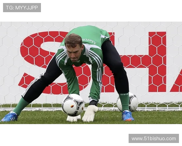 诺伊尔：从守门员到传奇，足球场上的不屈斗士与荣耀之路